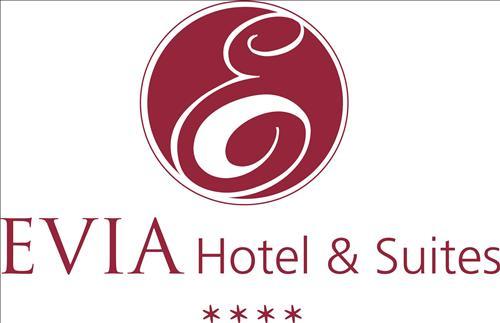 Evia & 3*
